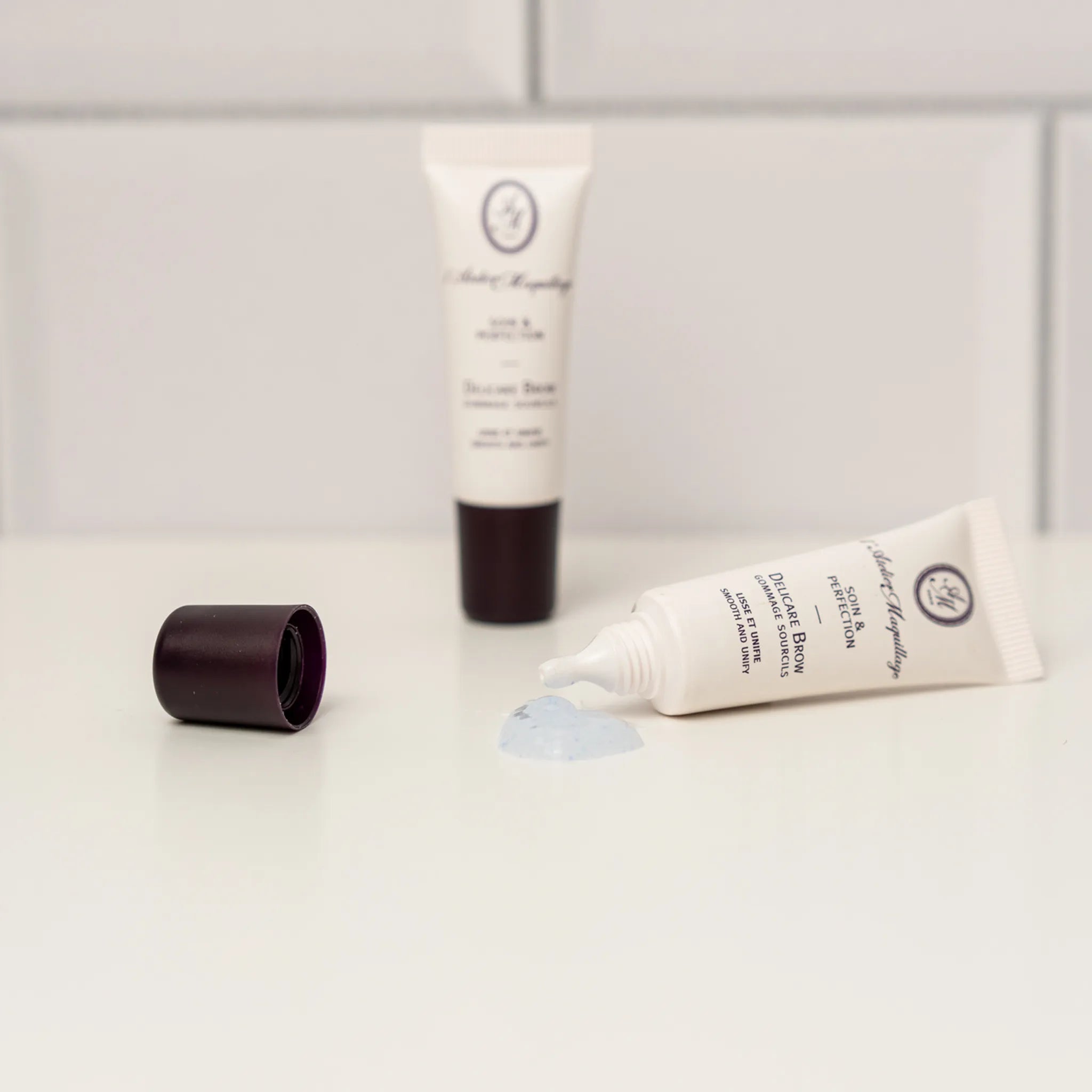 Exfoliant pentru Sprancene - Delicare Brow